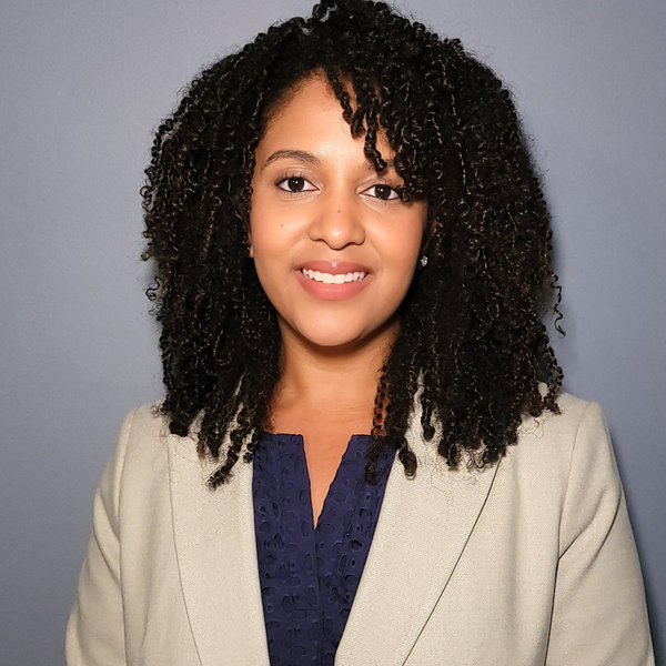 Dr. Shenae Samuels